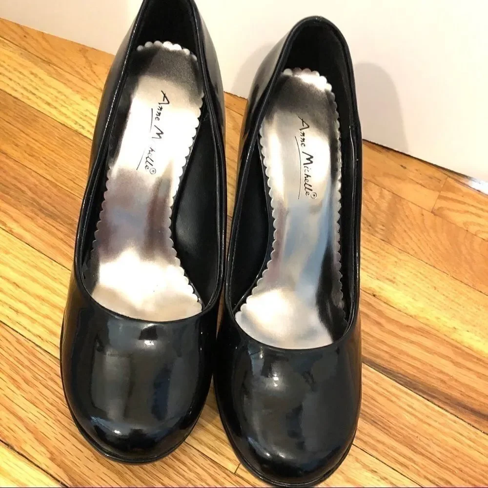 Black patent leather shiny platform heels shoes 9 NEW NIB NWT rockabilly pinup
